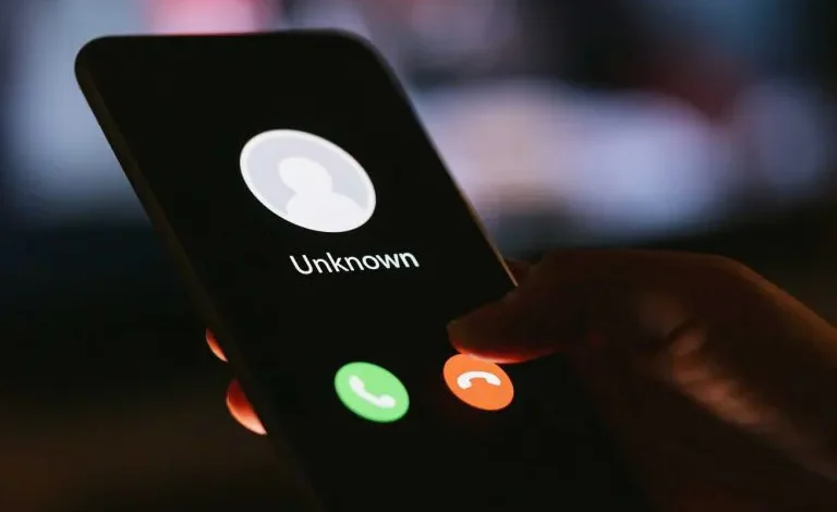 سامسونگ ویژگی هشدار دستگاهی برای جلوگیری از کلاهبرداری صوتی (Voice Phishing) را در رابط کاربری One UI 8 معرفی کرد
